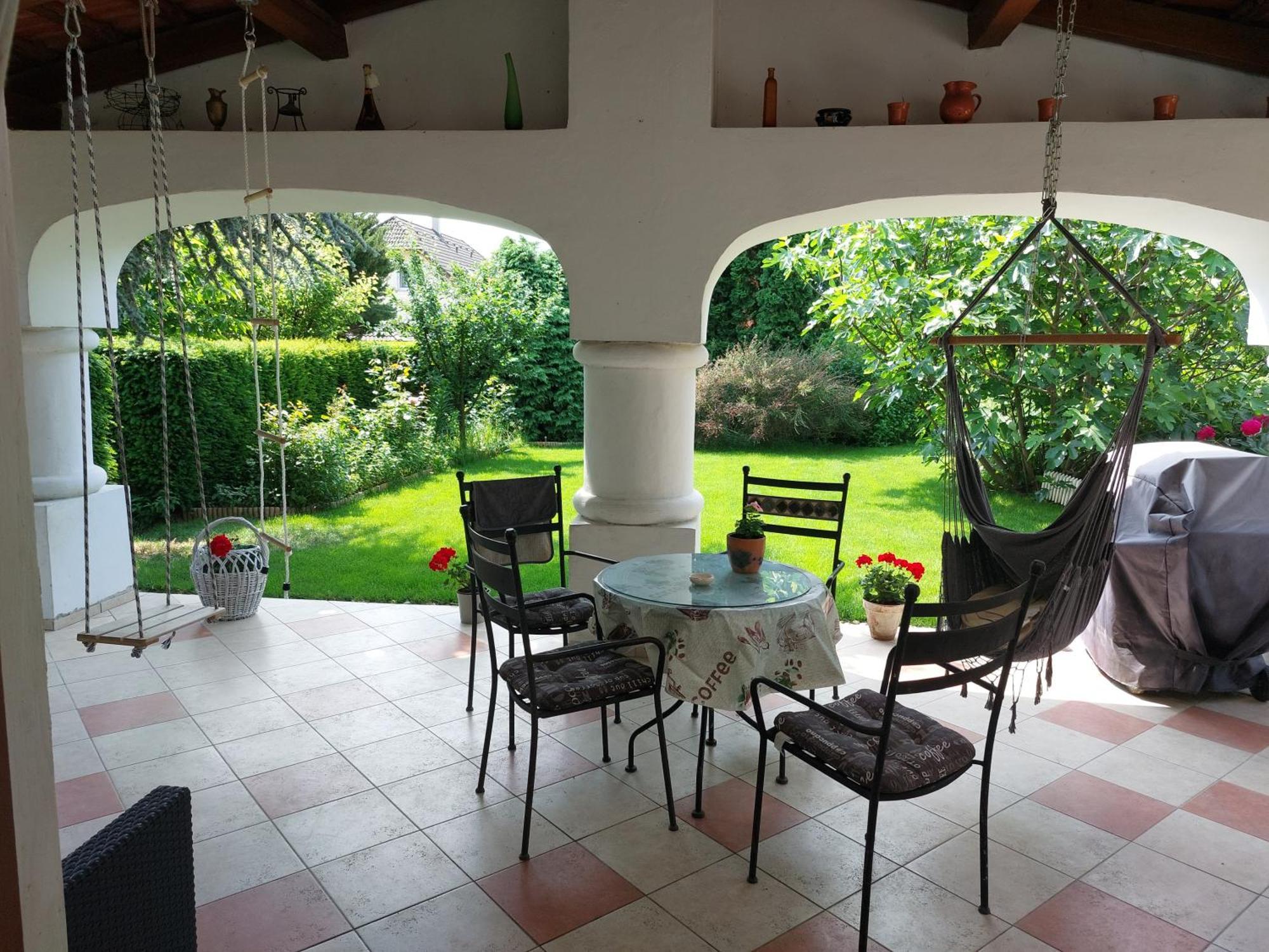 Négy Évszak Apartmanház Zalakaros Exterior foto