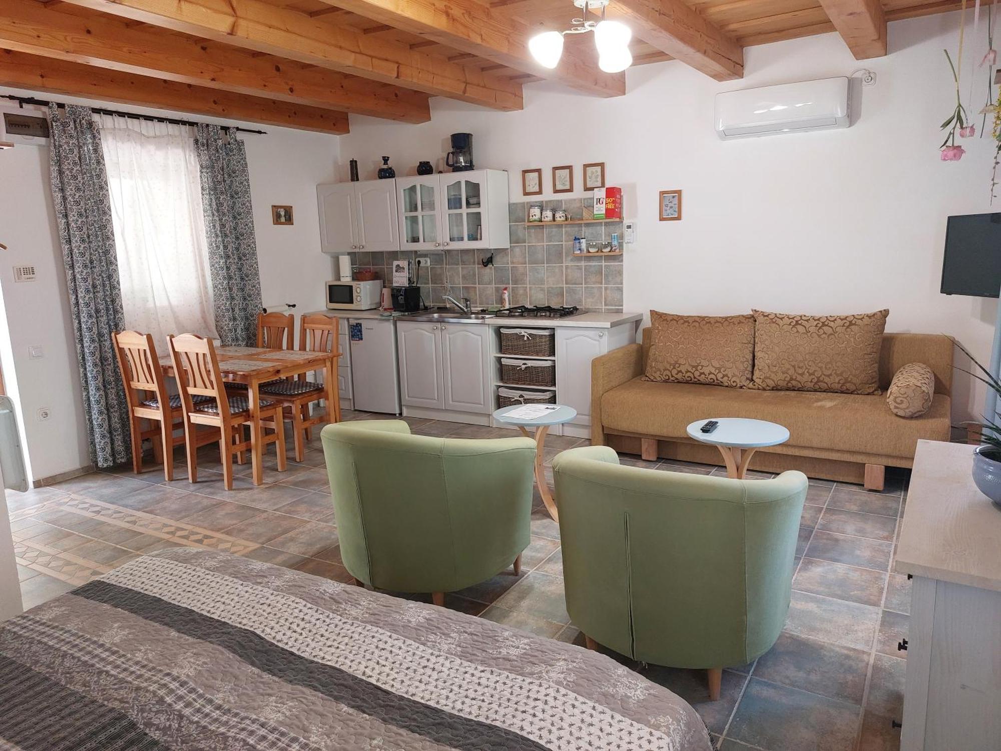 Négy Évszak Apartmanház Zalakaros Exterior foto