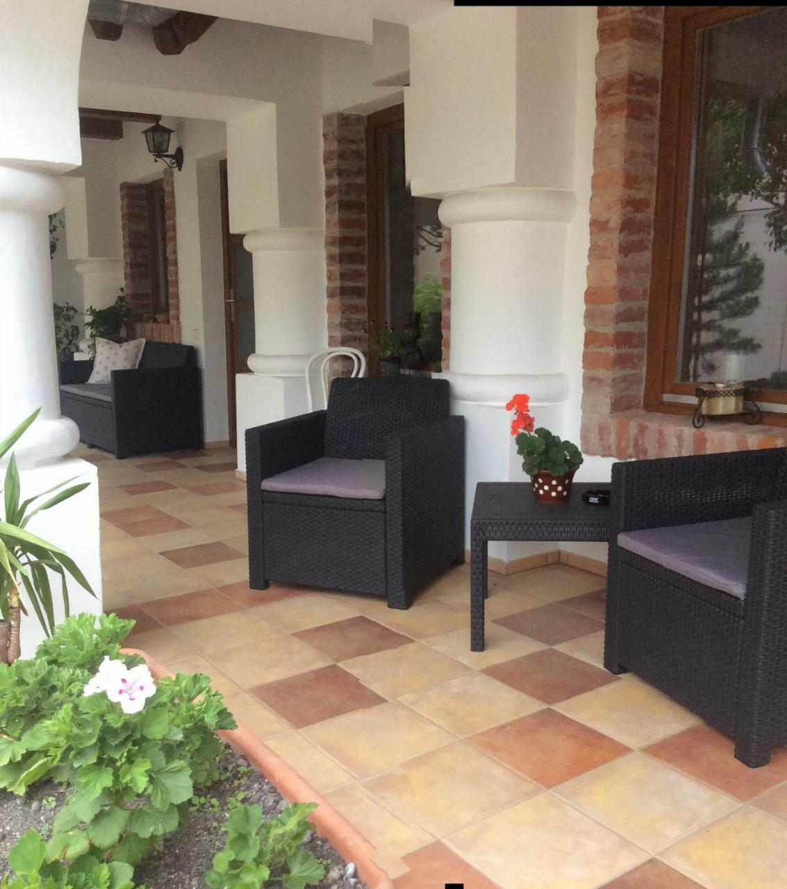 Négy Évszak Apartmanház Zalakaros Exterior foto